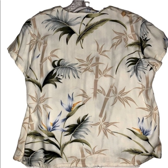 Paradise Found Hawaiian Shirt size S - Picture 2 of 3
